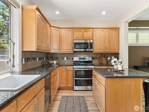 3506 Mill Place S, Renton WA 98055