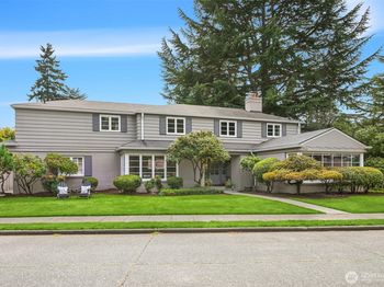 3545 W Laurelhurst Drive NE
