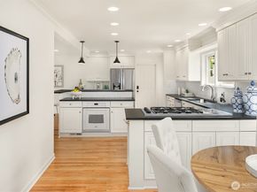 3545 W Laurelhurst Drive NE, Seattle WA 98105