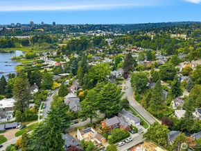 3545 W Laurelhurst Drive NE, Seattle WA 98105
