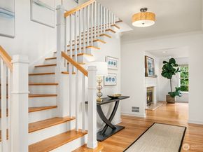 3545 W Laurelhurst Drive NE, Seattle WA 98105