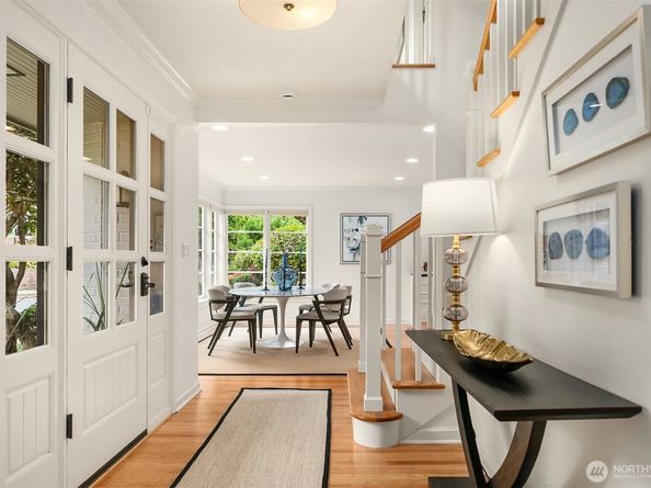 3545 W Laurelhurst Drive NE, Seattle WA 98105