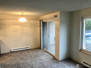 7217 NE 175th 215, Kenmore WA 98028
