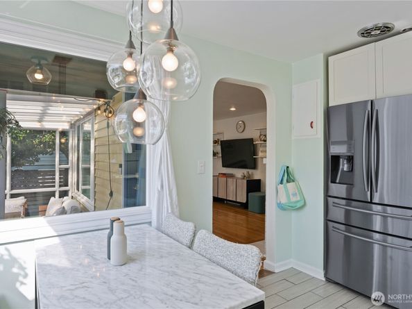 742 N 100 Street, Seattle WA 98133