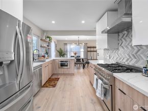 7901 16th Avenue SW, Seattle WA 98106