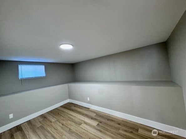 7901 16th Avenue SW, Seattle WA 98106