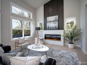 432 20th Ave, Kirkland WA 98033