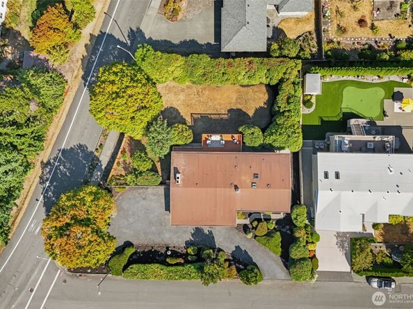2606 170th Avenue SE, Bellevue WA 98008