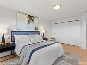 2606 170th Avenue SE, Bellevue WA 98008