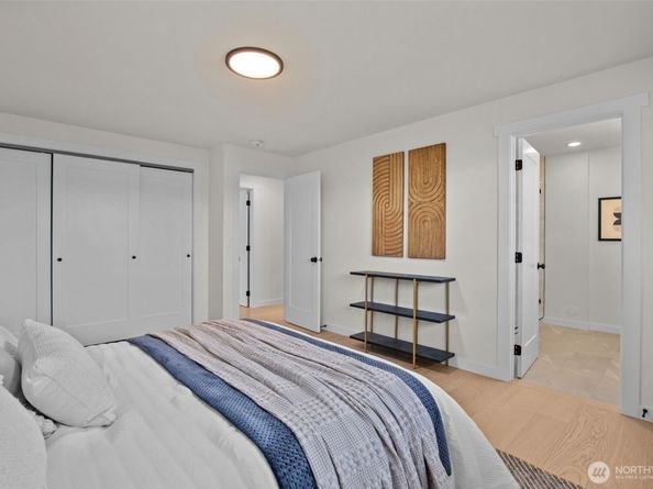 2606 170th Avenue SE, Bellevue WA 98008