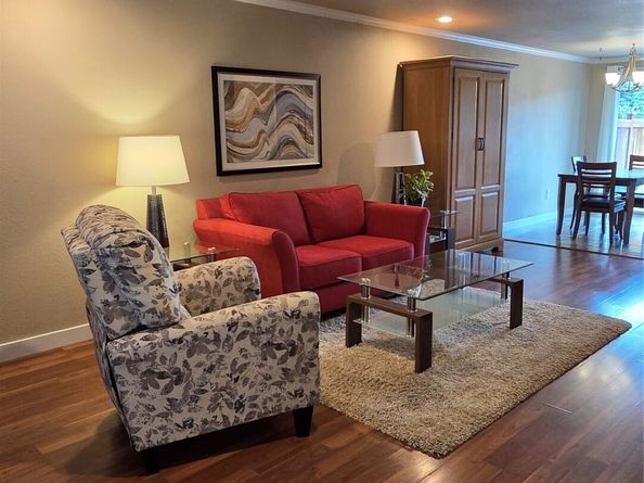 15708 Admiralty Way C, Lynnwood WA 98087