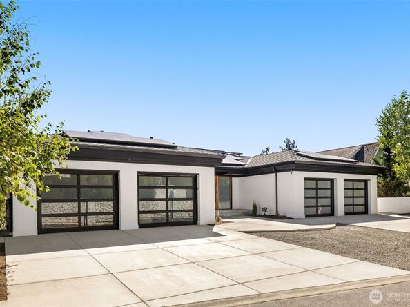 5044 Butterworth Road, Mercer Island WA 98040