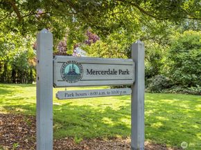 5044 Butterworth Road, Mercer Island WA 98040