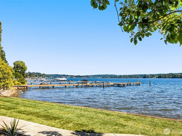 5044 Butterworth Road, Mercer Island WA 98040