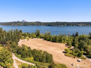 5044 Butterworth Road, Mercer Island WA 98040