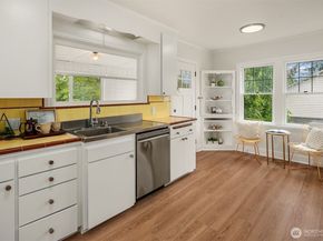 1244 NE 96th Street, Seattle WA 98115