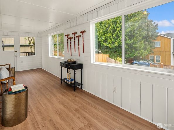 1244 NE 96th Street, Seattle WA 98115