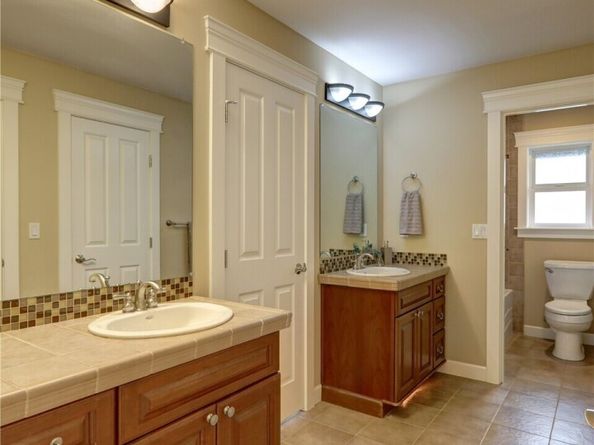 16308 Simonds Road NE, Kenmore WA 98028