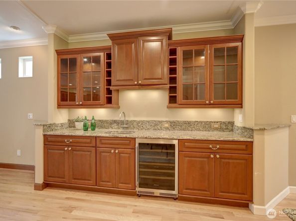 16308 Simonds Road NE, Kenmore WA 98028