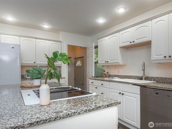 14329 23rd Place NE, Seattle WA 98125
