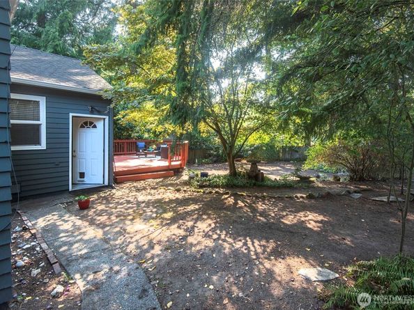 14329 23rd Place NE, Seattle WA 98125