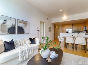 17 W Mercer Street 301, Seattle WA 98119