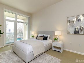 17 W Mercer Street 301, Seattle WA 98119