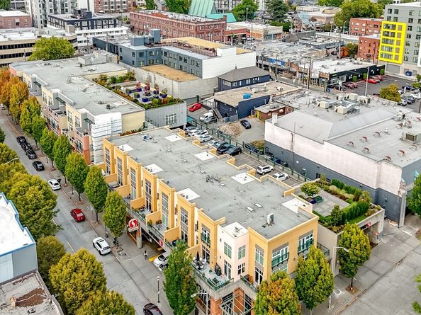 17 W Mercer Street 301, Seattle WA 98119