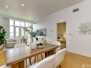 17 W Mercer Street 301, Seattle WA 98119