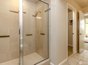 17 W Mercer Street 301, Seattle WA 98119