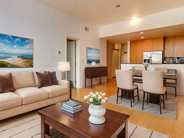 17 W Mercer Street 301, Seattle WA 98119