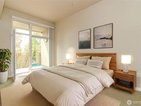 17 W Mercer Street 301, Seattle WA 98119