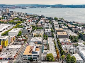 17 W Mercer Street 301, Seattle WA 98119