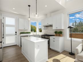 436 10th Avenue A, Kirkland WA 98033