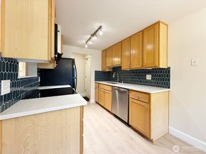 8021 234th Street SW 210, Edmonds WA 98026