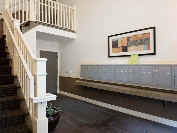 8021 234th Street SW 210, Edmonds WA 98026