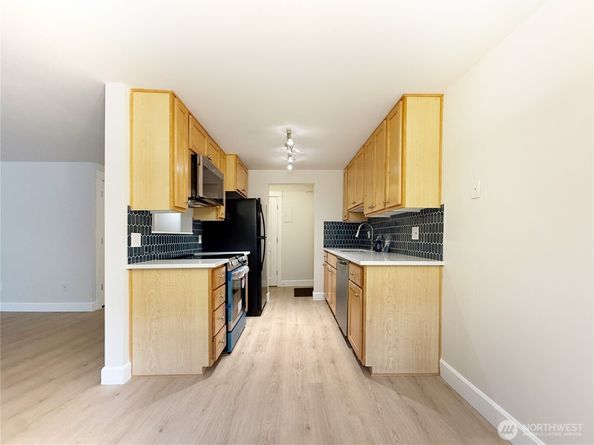8021 234th Street SW 210, Edmonds WA 98026