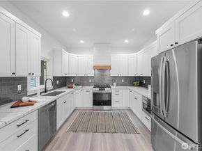118 16th Avenue, Seattle WA 98122