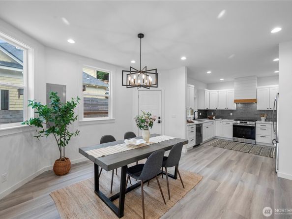 118 16th Avenue, Seattle WA 98122