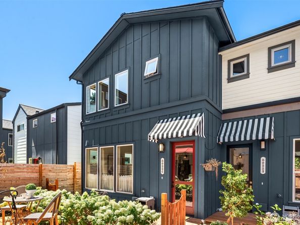 5033 25th Avenue SW C, Seattle WA 98106