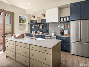 5033 25th Avenue SW C, Seattle WA 98106