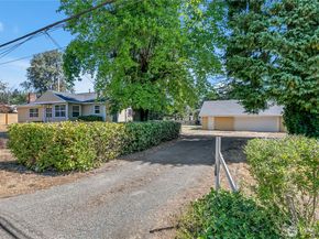 36526 28th Avenue S, Federal Way WA 98003