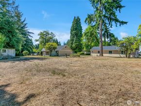 36526 28th Avenue S, Federal Way WA 98003