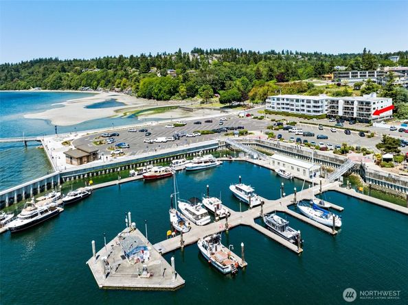 22222 Dock Avenue S 1c, Des Moines WA 98198