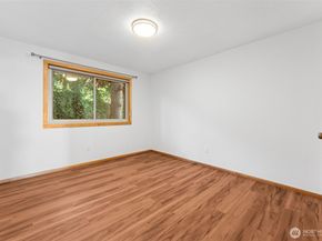 22222 Dock Avenue S 1c, Des Moines WA 98198
