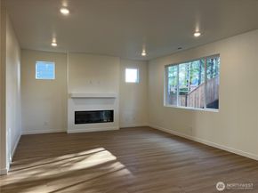 1957 NW Meadowview Drive 42, Poulsbo WA 98370