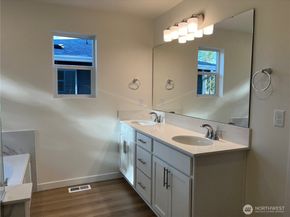 1957 NW Meadowview Drive 42, Poulsbo WA 98370