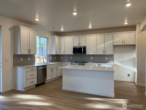 1957 NW Meadowview Drive 42, Poulsbo WA 98370