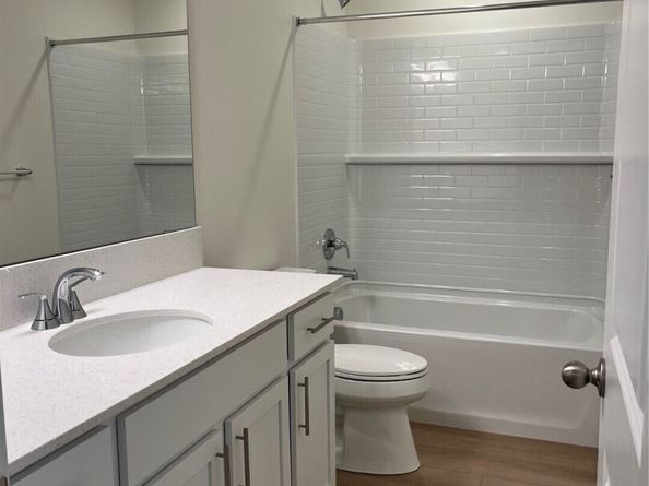 1957 NW Meadowview Drive 42, Poulsbo WA 98370