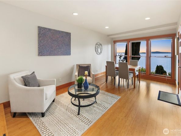 2563 Perkins Lane W, Seattle WA 98199